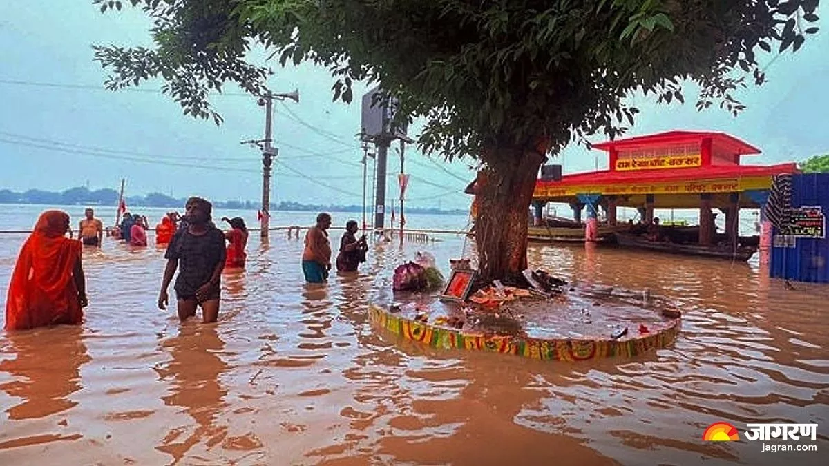 भागलपुर में गंगा का कहर, जलस्तर खतरे के निशान से ऊपर; इन इलाकों के लोग दहशत में