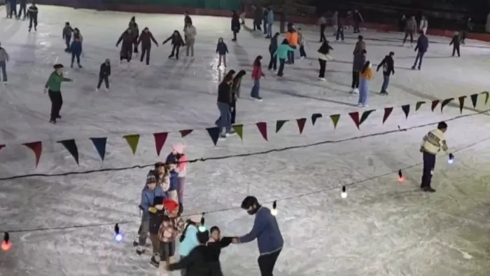 द्वारका में बनेगा दिल्ली का पहला आइस स्केटिंग रिंक, टेंडर हुआ अवार्ड।