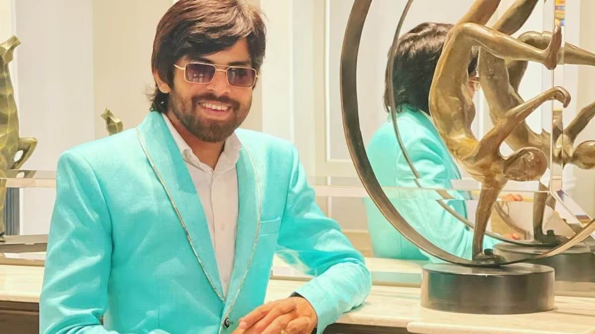 https://www.jagranimages.com/images/newimg/02082025/02_08_2025-masoom_shrama_singer_24001631.jpg