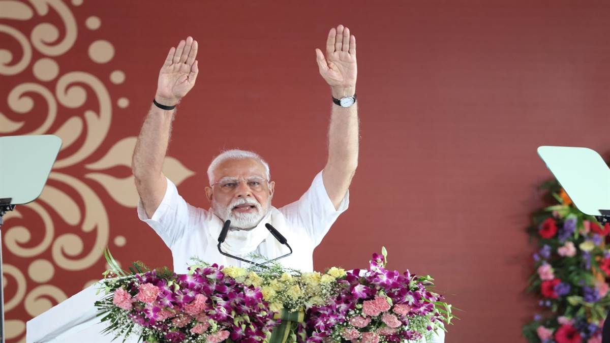 https://www.jagranimages.com/images/newimg/02082025/02_08_2025-modi_top_ten_24001572_15574756.jpg