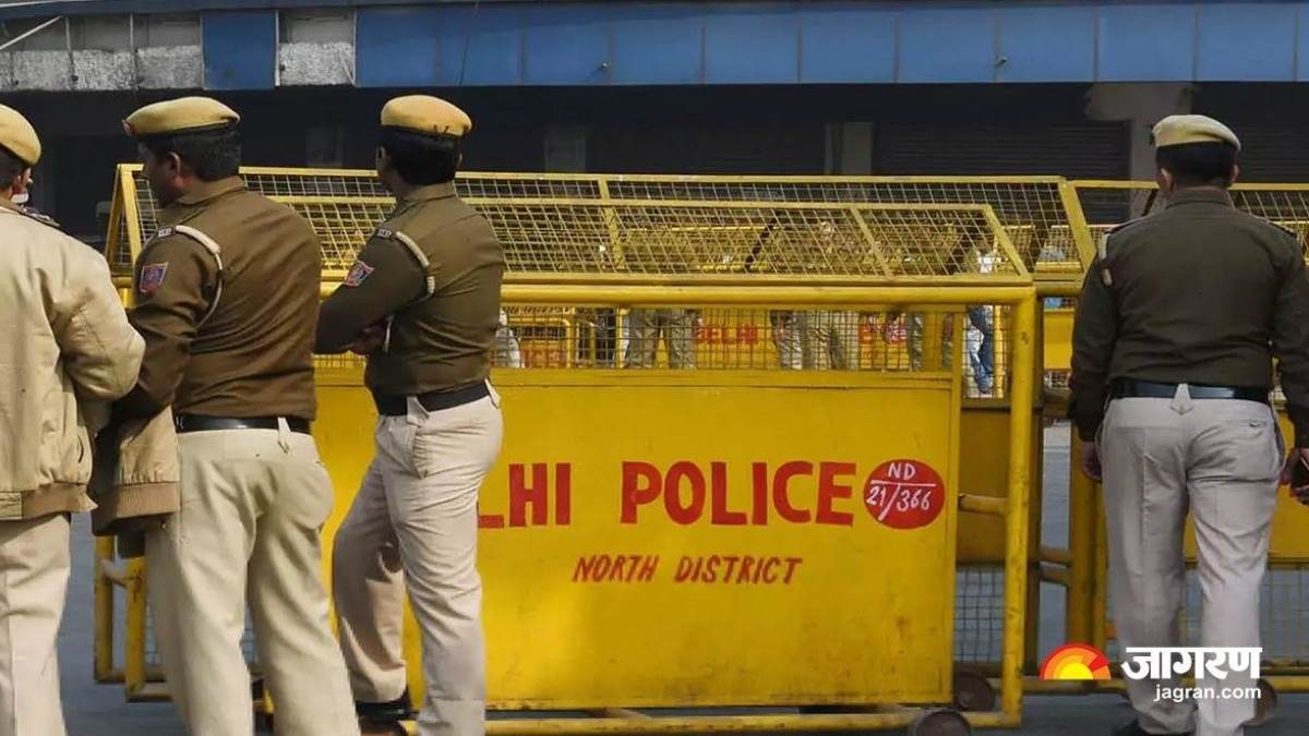 https://www.jagranimages.com/images/newimg/02082025/02_08_2025-police_1_24002071.jpg