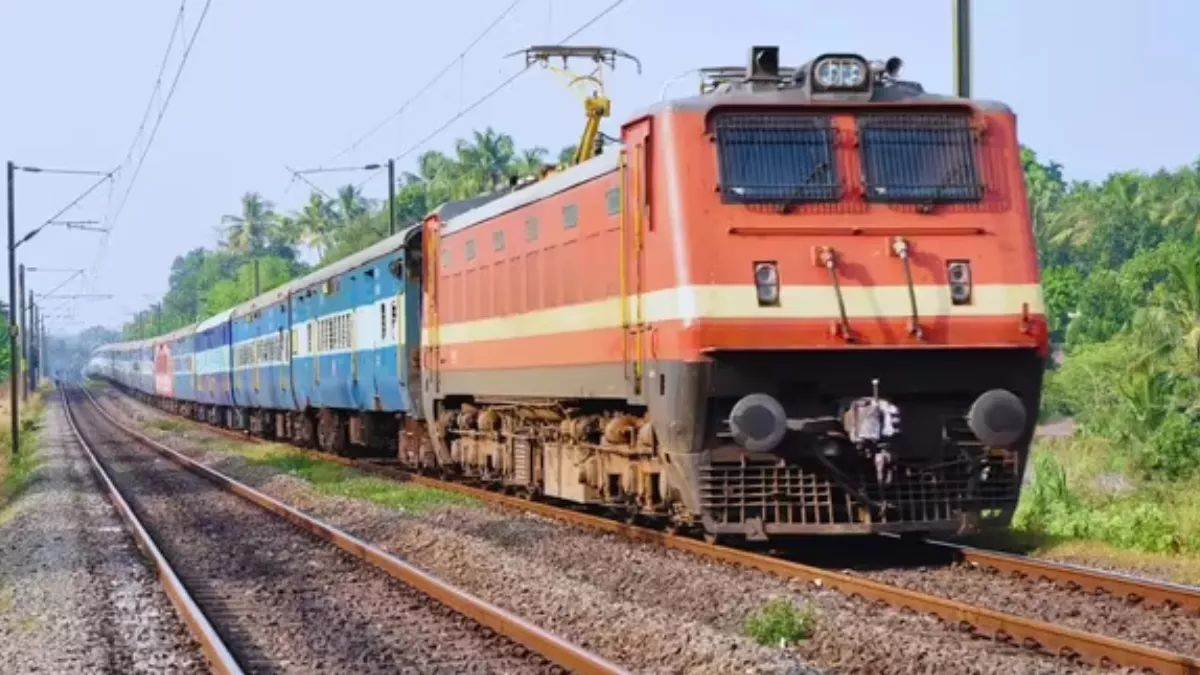 special trains to run via khagaria for passenger convenience