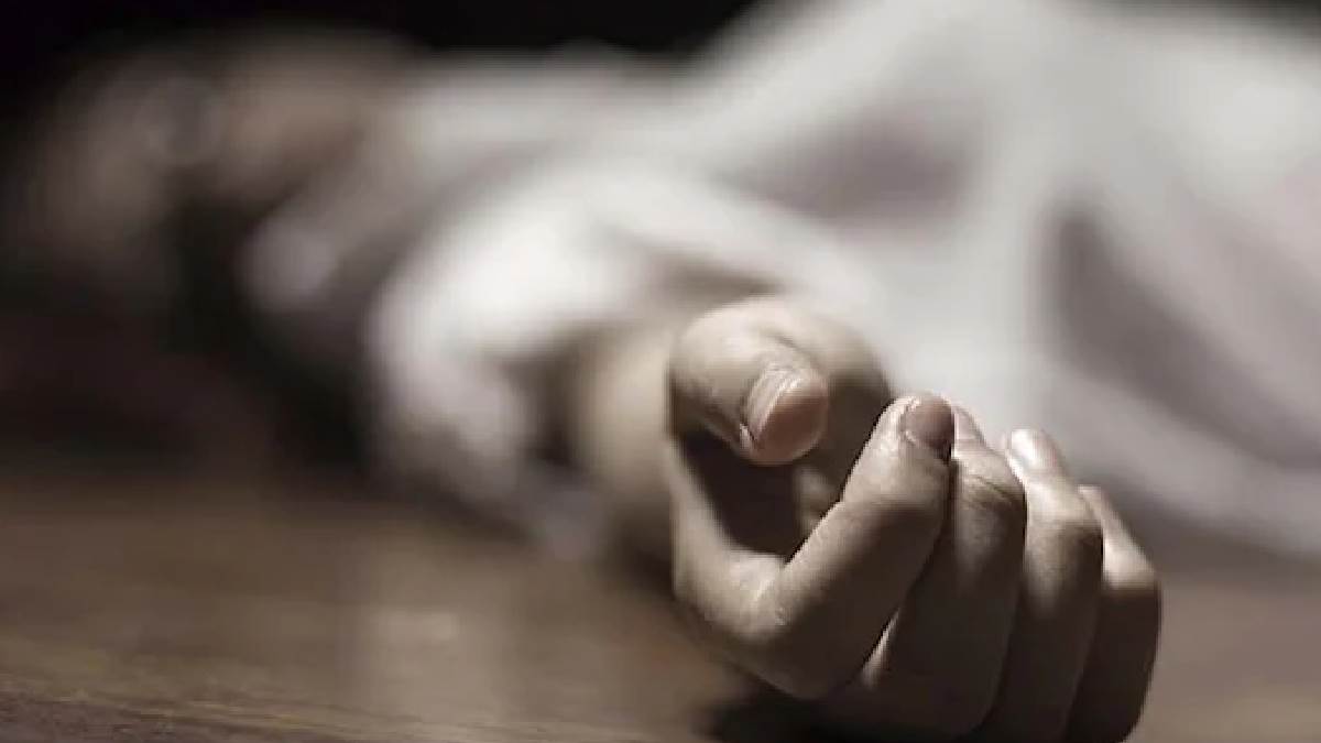 https://www.jagranimages.com/images/newimg/02082025/02_08_2025-suicide_24001854.jpg