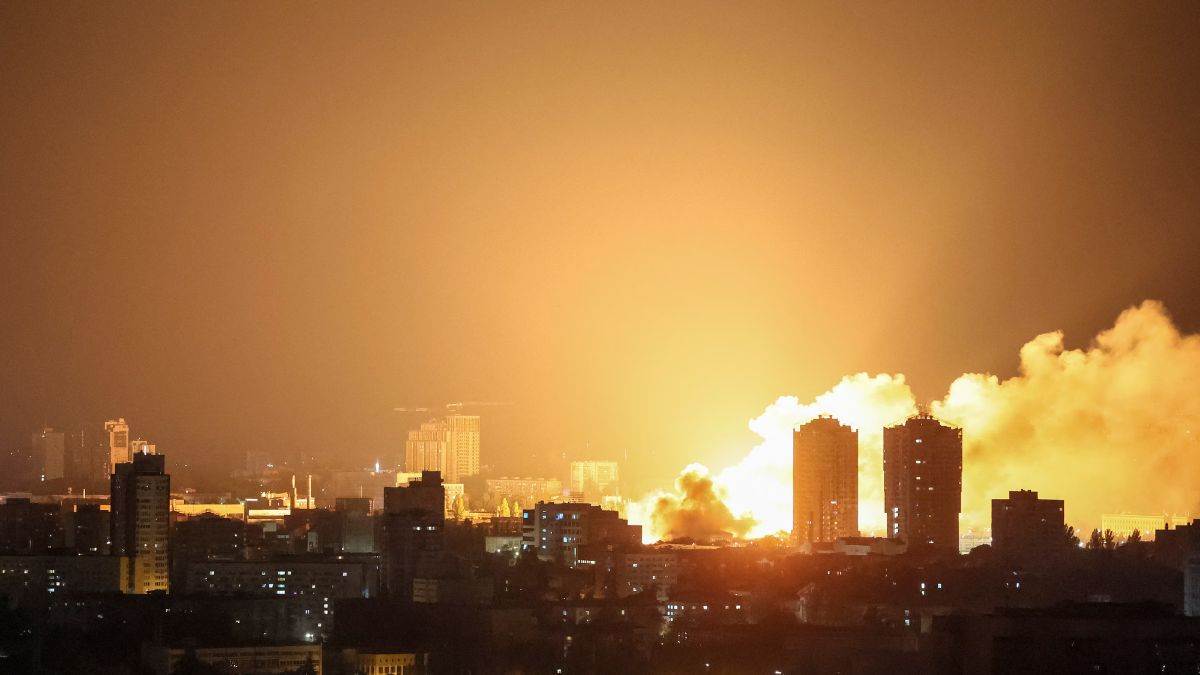 https://www.jagranimages.com/images/newimg/02082025/02_08_2025-ukraine_drone_attack_russia_24001948.jpg