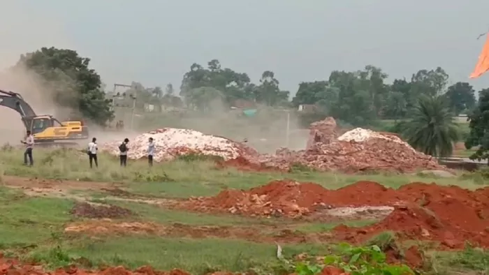 योगेंद्र साव की फैक्ट्री को एनटीपीसी ने किया जमींदोज।