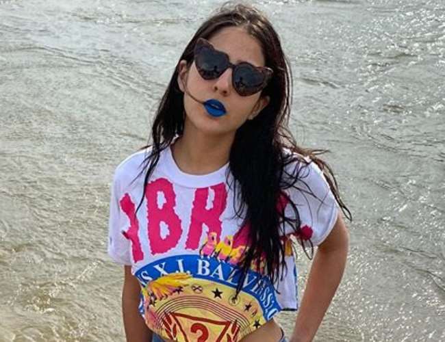 Sara Ali Khan की इस फोटो को मिल रहे हैं धड़ाधड़ लाइक्स, आमिर ख़ान की बेटी इरा ने भी किया कमेंट - दैनिक जागरण (Dainik Jagran)