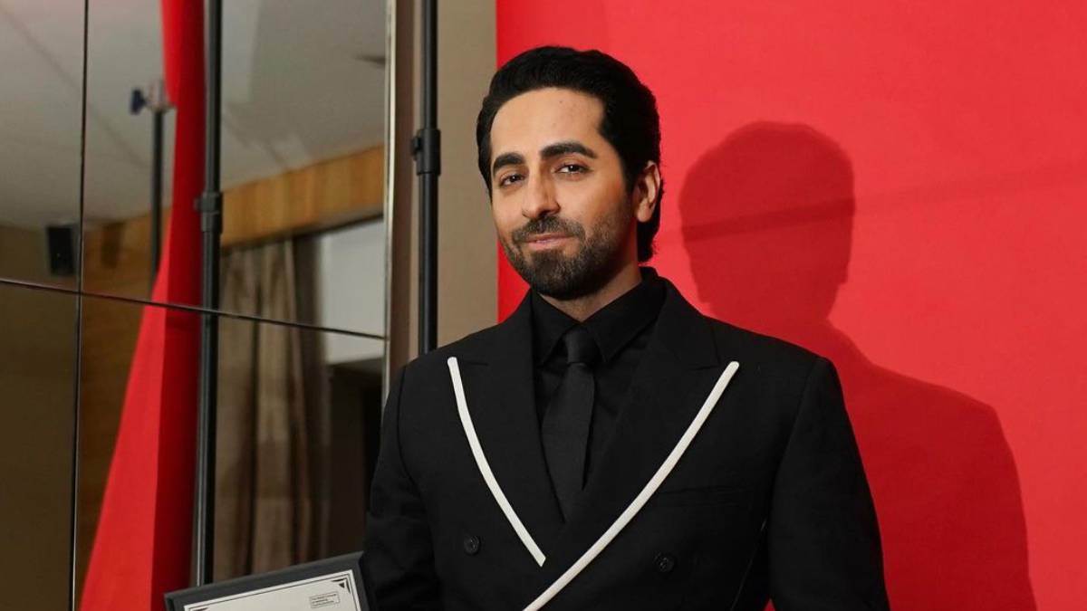 dream girl 2 actor ayushmann khurrana was honoured as most disruptive brand in india by international advertising association