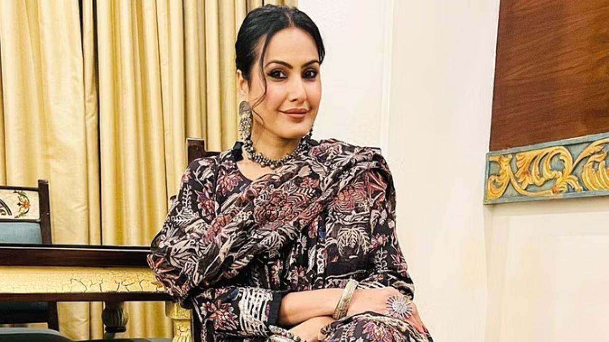 https://www.jagranimages.com/images/newimg/02092024/02_09_2024-kamya_23789857.jpg