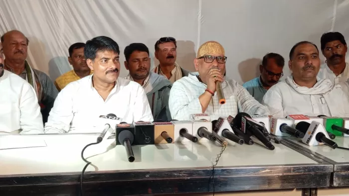 अजय राय ने भाजपा पर कांग्रेस कार्यालयों पर हमले करवाने का आरोप लगाया।