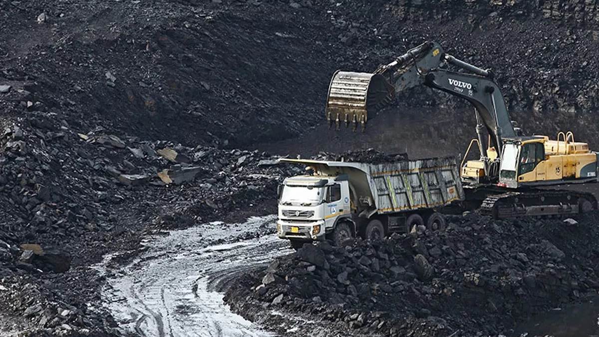 https://www.jagranimages.com/images/newimg/02092025/02_09_2025-coal-mine_24033408_17437633.jpg