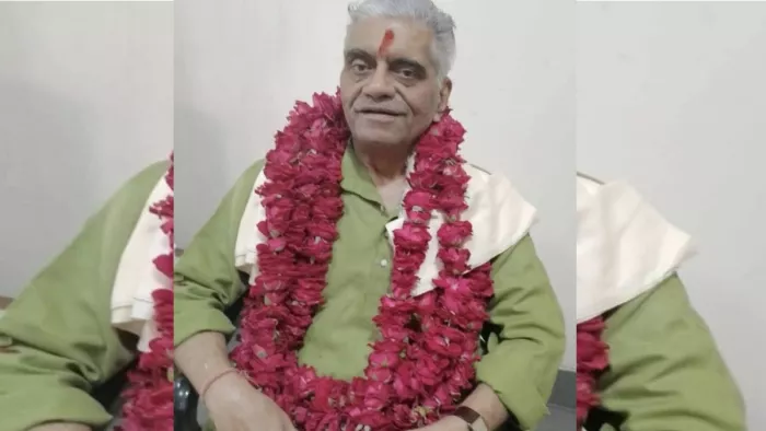 वेद के प्रकांड विद्वान प्रो. युगल किशोर मिश्र का हरिश्चंद्र घाट पर अंतिम संस्कार।