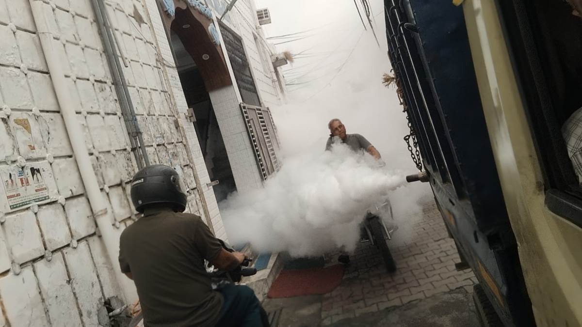 https://www.jagranimages.com/images/newimg/02092025/02_09_2025-dengue_cases_in_jammu_24033033.jpg
