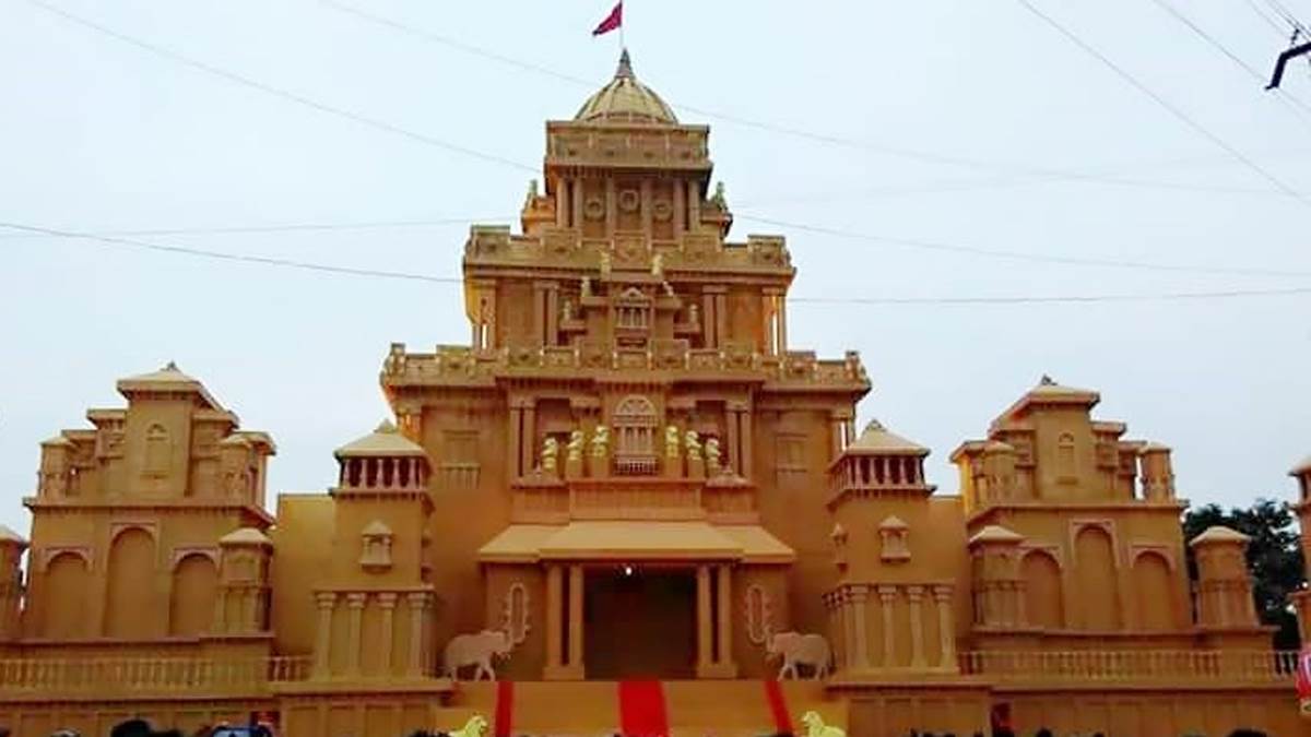 https://www.jagranimages.com/images/newimg/02092025/02_09_2025-durga_pandal_24033242.jpg