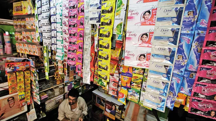 जीएसटी काउंसिल की बैठक से पहले एफएमसीजी शेयरों में तेजी आई।