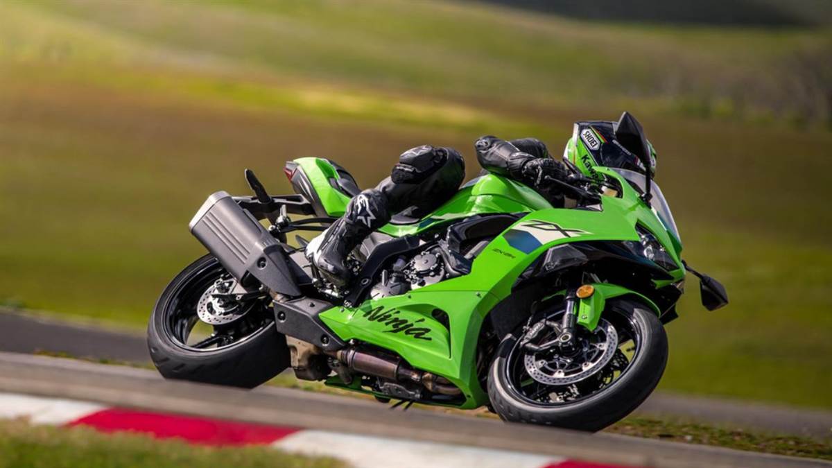https://www.jagranimages.com/images/newimg/02092025/02_09_2025-kawasaki_ninja_zx_6r_020256_24032905.jpg