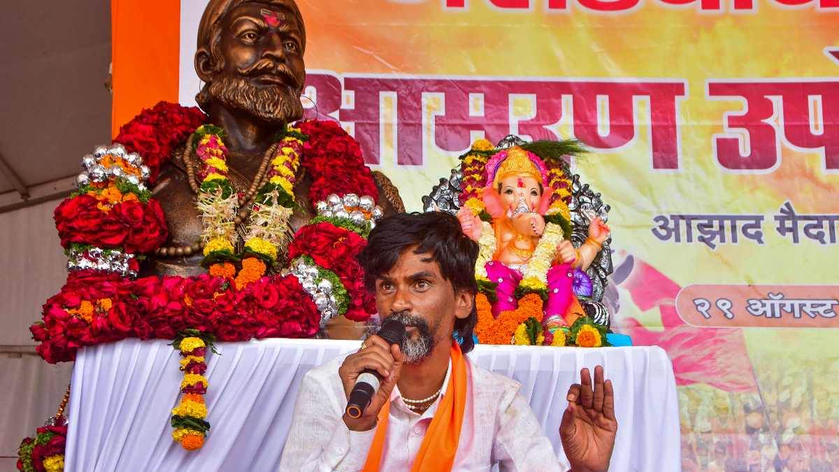 https://www.jagranimages.com/images/newimg/02092025/02_09_2025-manoj_jarange_24033004.jpg