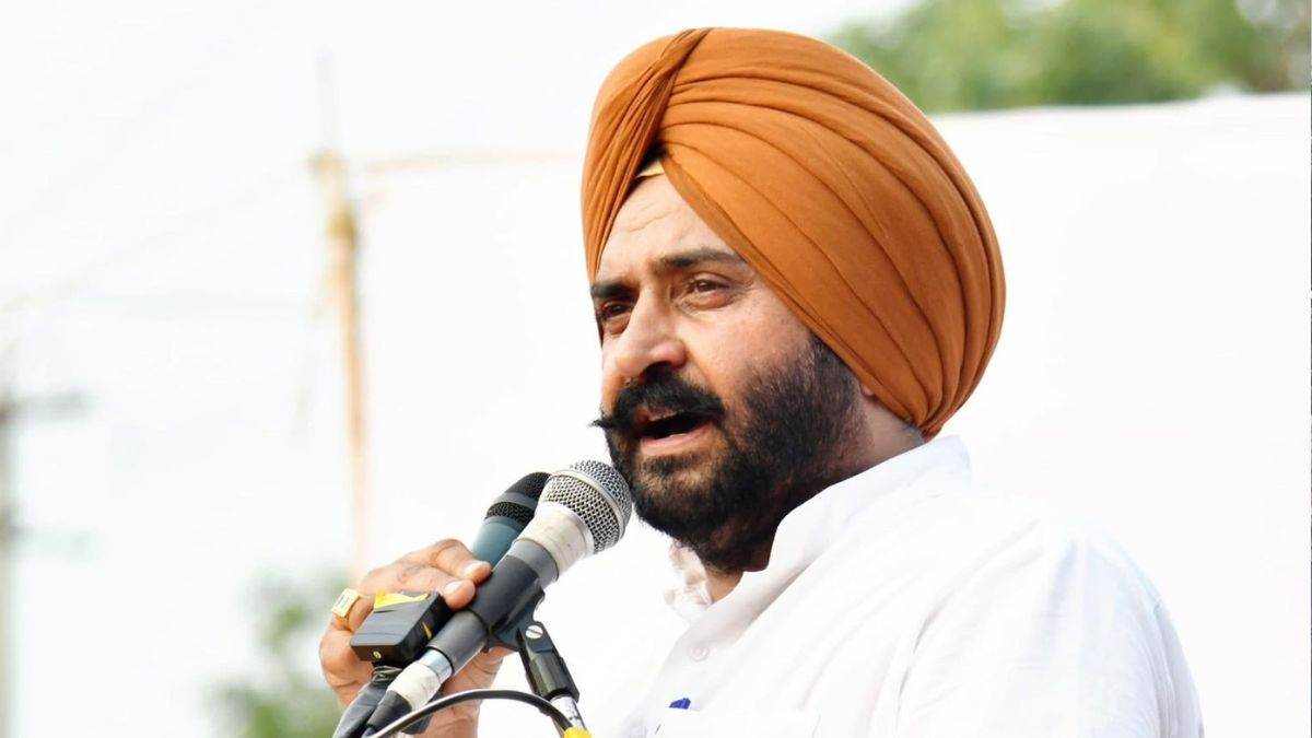 https://www.jagranimages.com/images/newimg/02092025/02_09_2025-mla_2_24033446_204710836.jpg