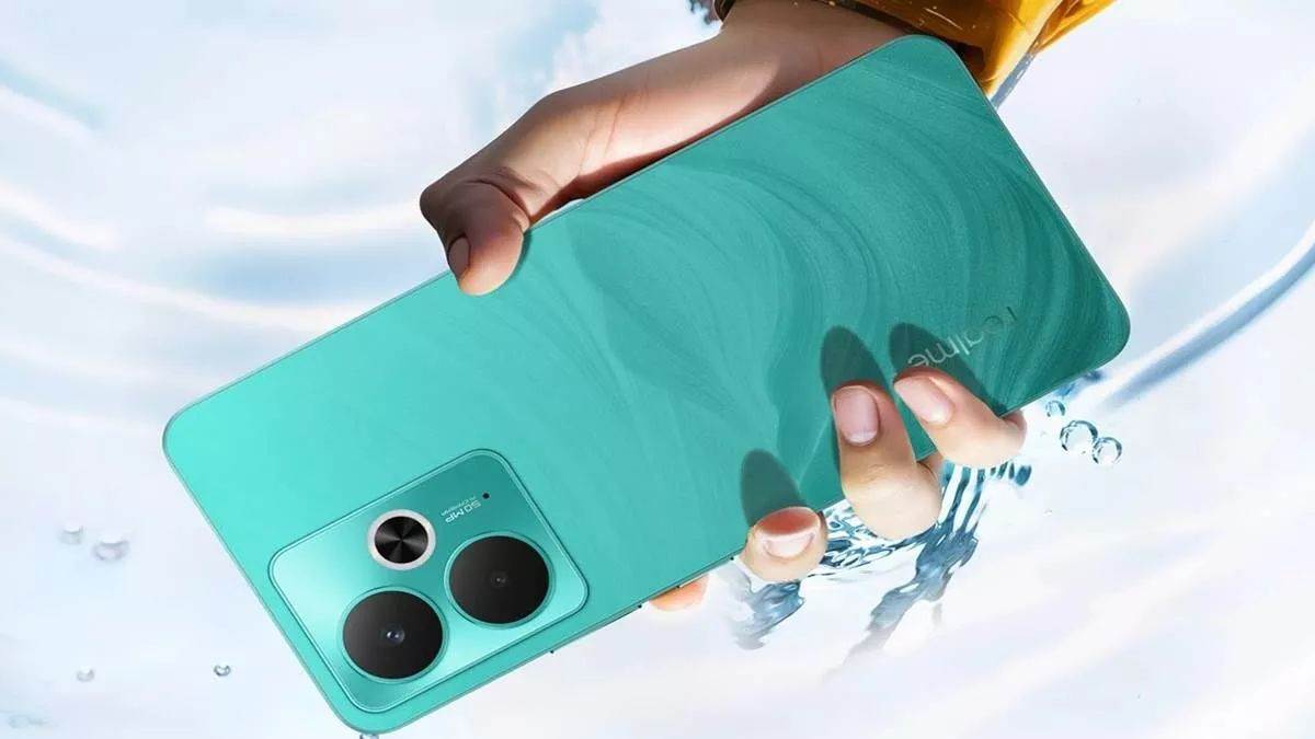 https://www.jagranimages.com/images/newimg/02092025/02_09_2025-realme_15t_5g_launching_today_24032862.jpg