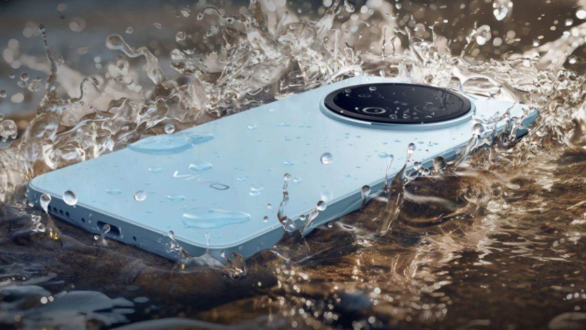 https://www.jagranimages.com/images/newimg/02092025/02_09_2025-vivo_y500_launched_with_8200mah_battery_24032964.jpg