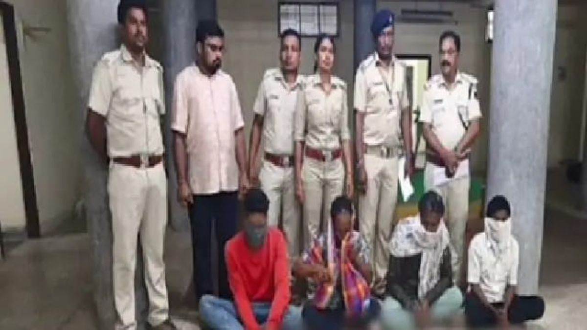 https://www.jagranimages.com/images/newimg/02092025/02_09_2025-wildlife_smuggling__24032852.jpg