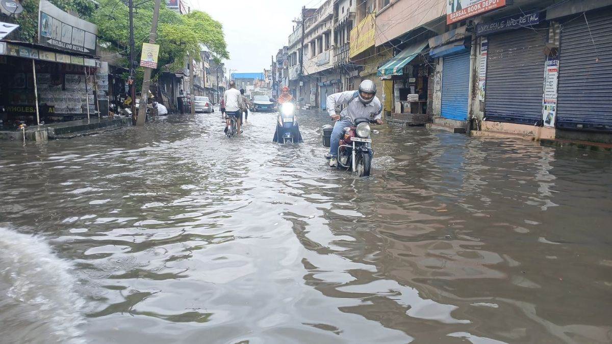 https://www.jagranimages.com/images/newimg/02092025/02_09_2025-yamunagar_rain_water_24032986.jpg