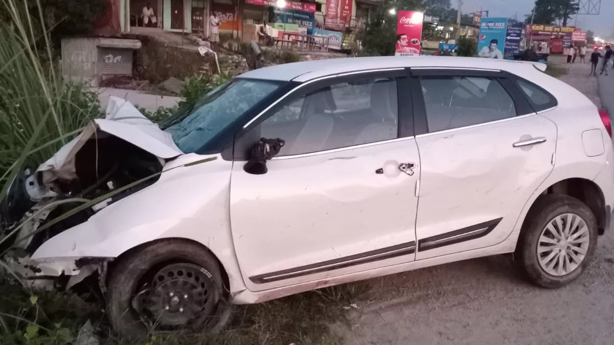 Accident in Dehradun : विदेश जा रहे बेटे को सड़क तक छोड़ने आई थी मां, तेज रफ्तार कार ने दोनों को कुचला, मौत