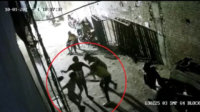 मंडोली जेल में रची मनीष की हत्या की साजिश, 50 बार चाकुओं से गोदा; CCTV में कैद हत्यारोपित