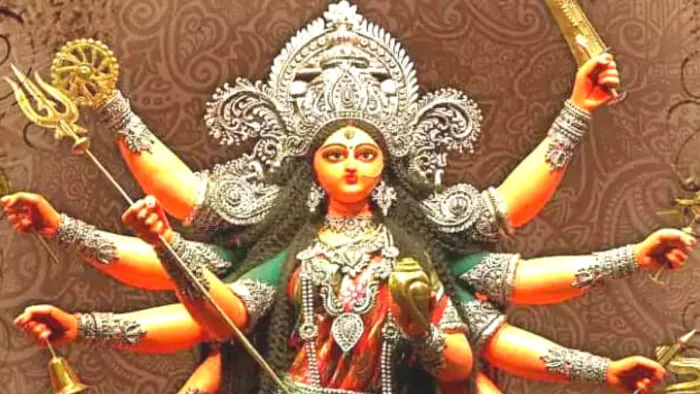 Shardiya Navratri 2022: माता के महा गौरी रूप की पूजा सोमवार को अष्टमी तिथि में की जाएगी।