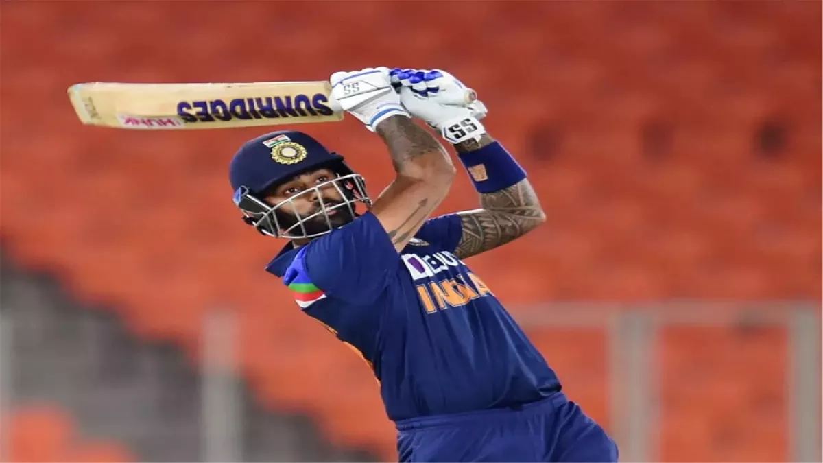 भारत के मध्यक्रम के बल्लेबाज सूर्यकुमार यादव (एपी फोटो)