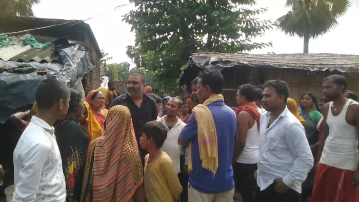 पतोर पंचायत के रामपुरा टोला में रो-रोकर परिजनों का बुरा हाल