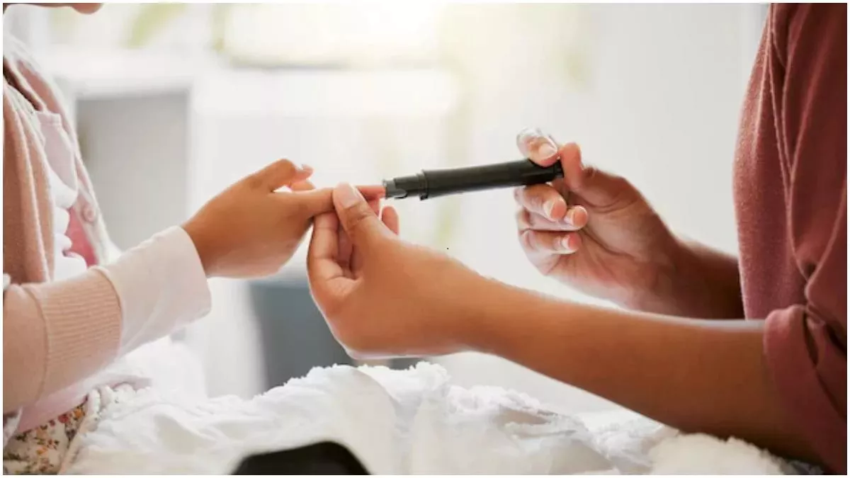 Diabetes in Children- पैरेंट्स सावधान! मधुमेह का शिकार हैं बच्चे तो घरेलू नुस्खों से करें परहेज, नहीं तो...
