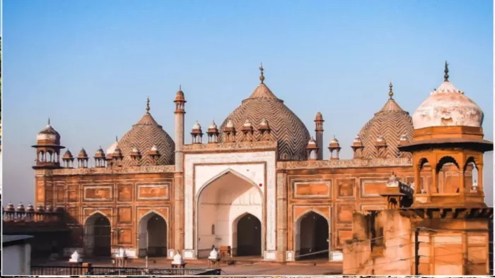 Agra News: जामा मस्जिद प्रकरण में शहर मुफ्ती पर मुकदमा दर्ज