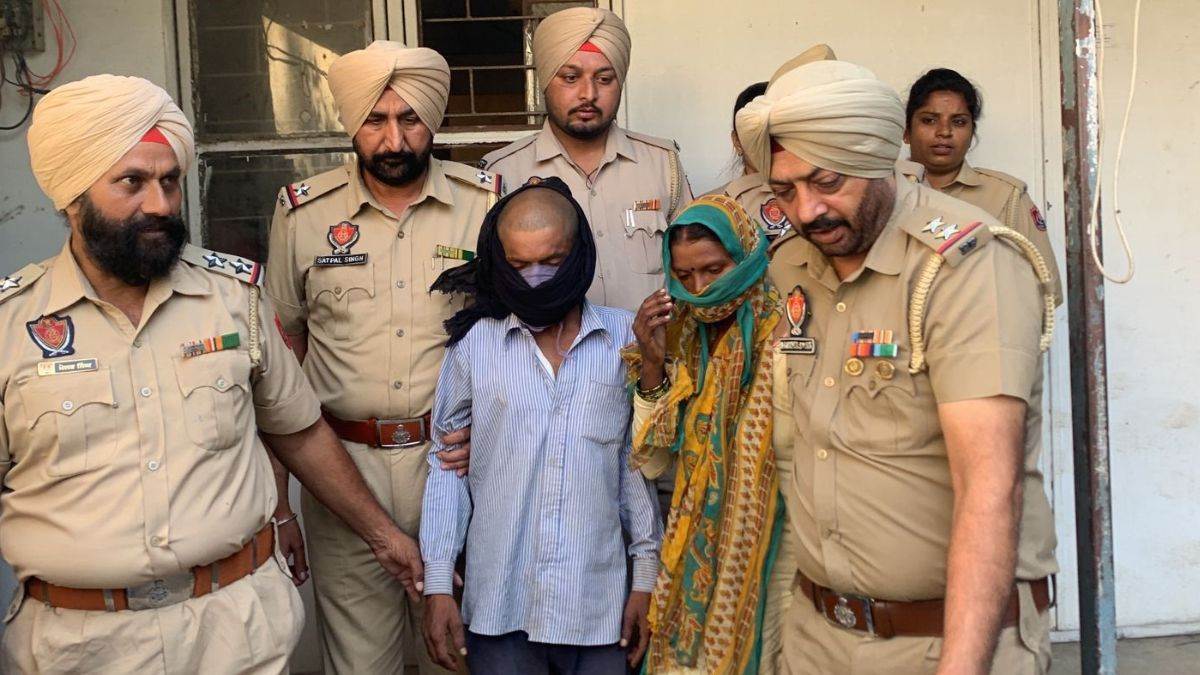 https://www.jagranimages.com/images/newimg/02102023/02_10_2023-man_killed_three_girl_child__23545623.jpg