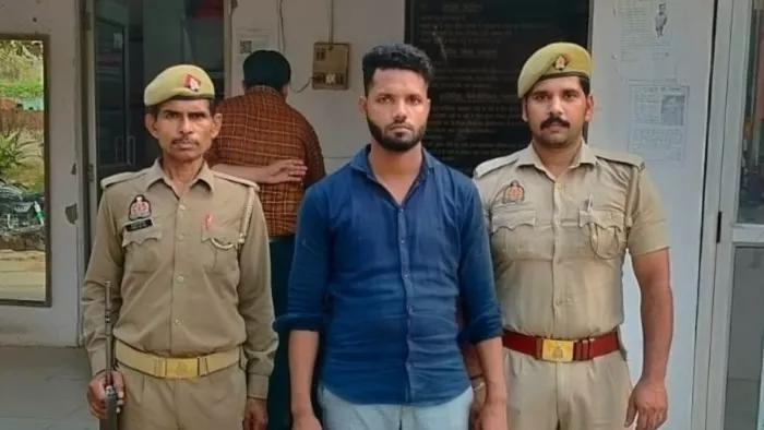 पुलिस ने नौशाद के बाद दिलशाद को भी जेल भेजा है।