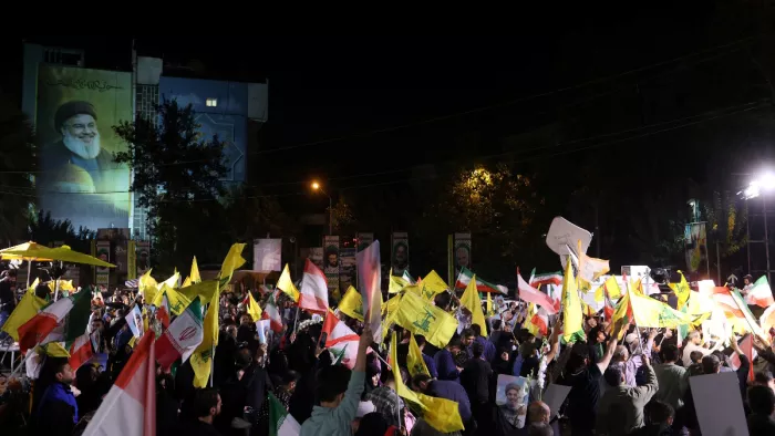 Israel Iran tension: ईरान ने रद कीं सभी उड़ानें।