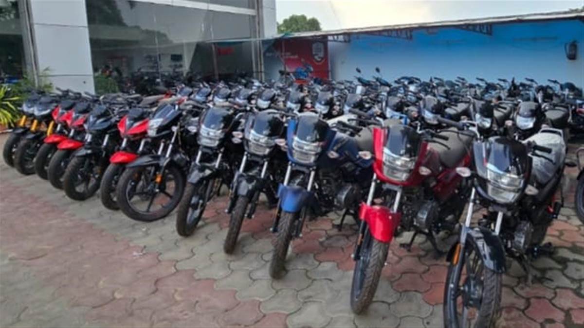 gorakhpur news automobile sector booms during navratri 1000 vehicles sold
