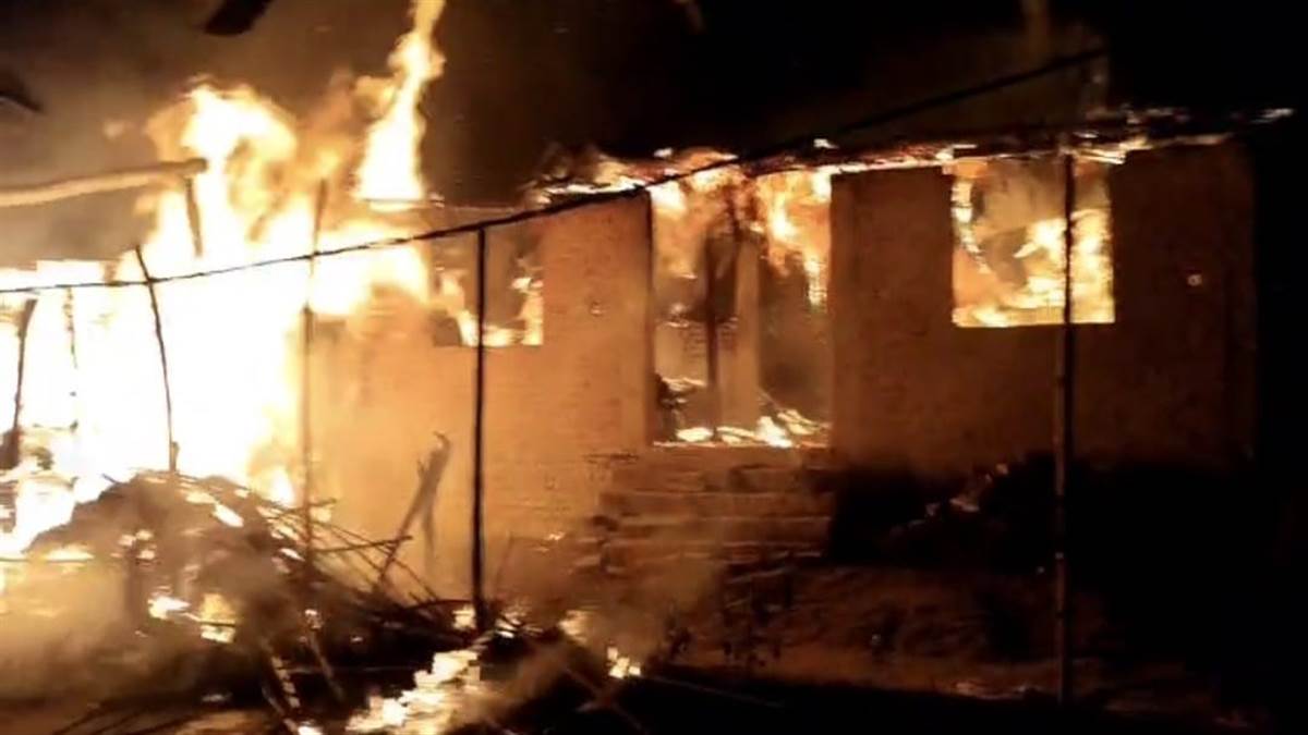 gas cylinder fire burns three houses in maharajganj