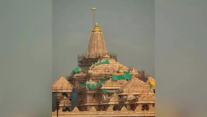 मंदिर निर्माण में संलग्न कार्यदायी एजेंसियों के श्रमिक भी बनेंगे अतिथि।