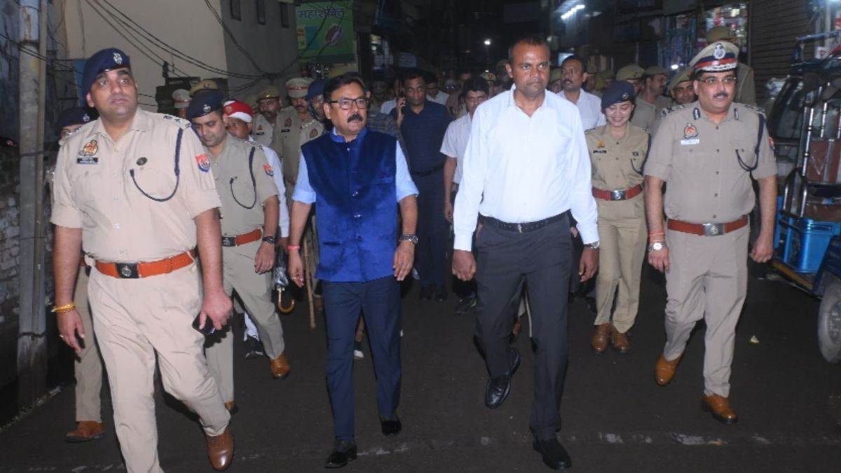 internet shutdown hits dussehra business in bareilly