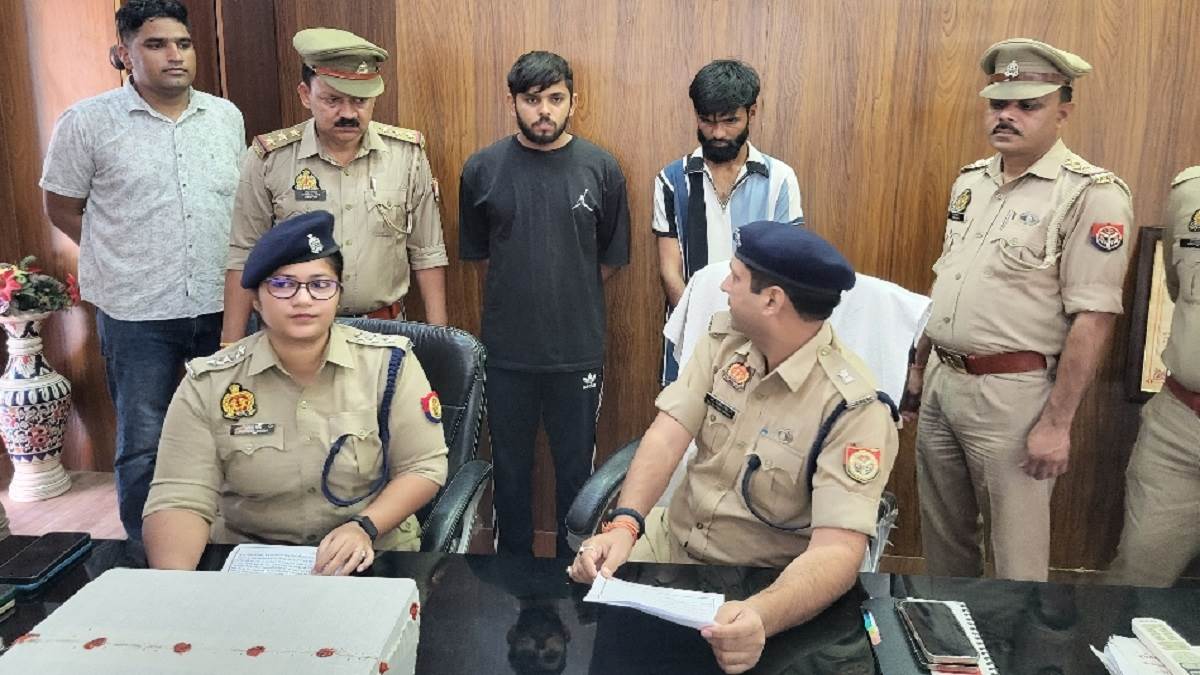 bulandshahar news two arrested for printing fake currency in bulandshahar