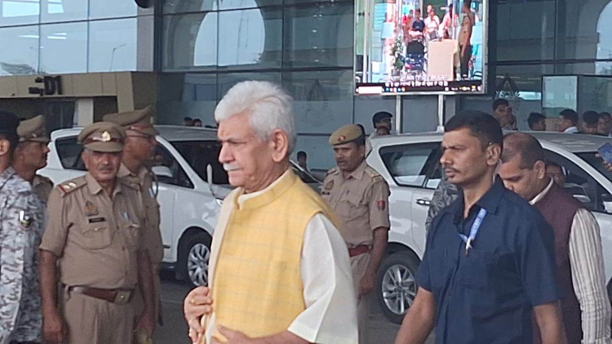 kanpur news manoj sinhas kanpur visit silence on pok and security concerns