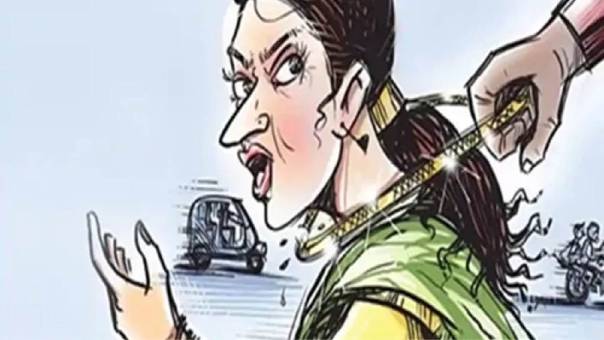 where will he run away after snatching the chain the young woman showed bravery and caught a snatcher two ran away in fear