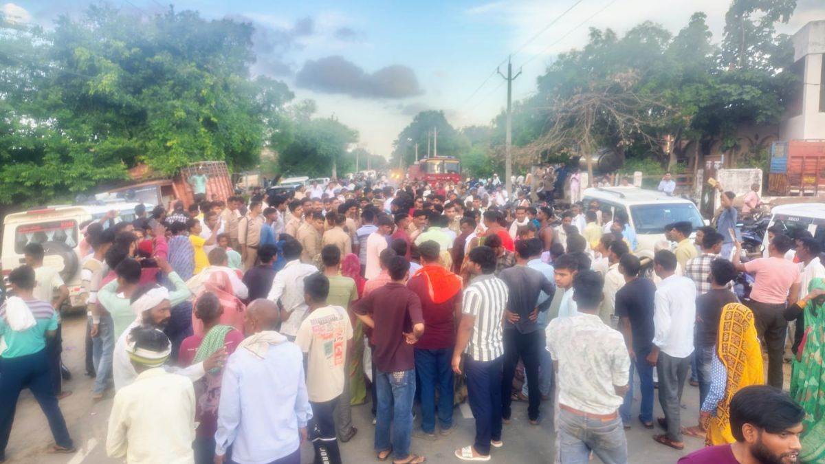 tragedy in agra 11 drown during devi immersion villagers protest rescue delay