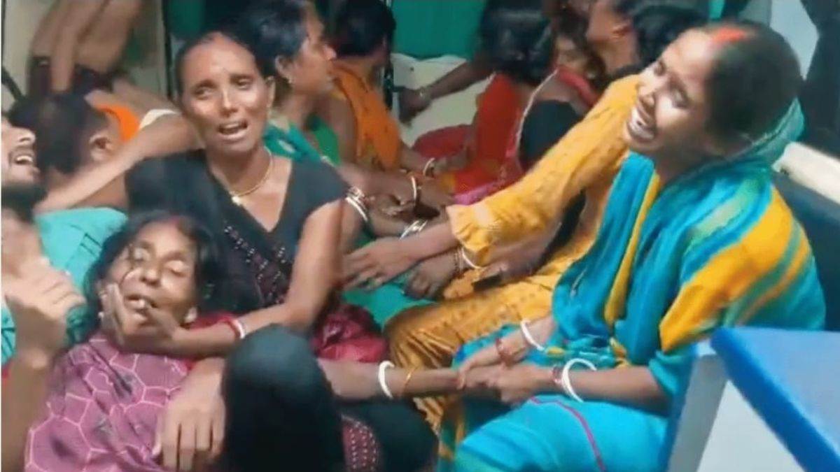nawada durga puja tragedy lightning strike kills two during immersion