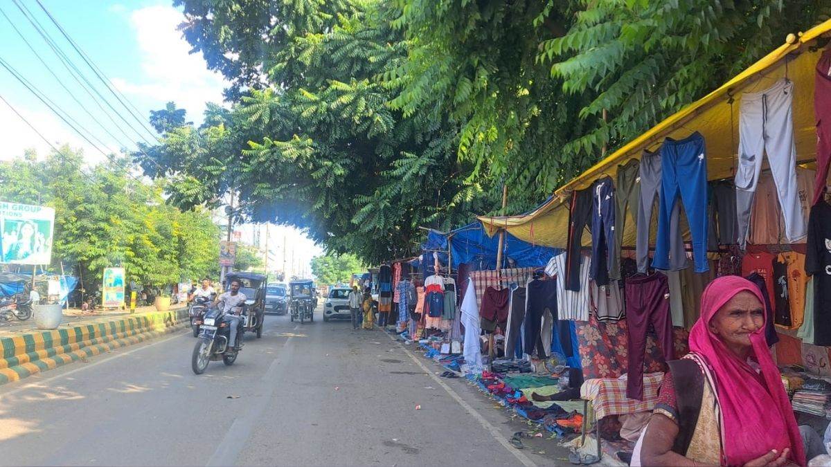road in this uttar pradesh district will be widened to 30 feet encroachment removal campaign will begin after dussehra