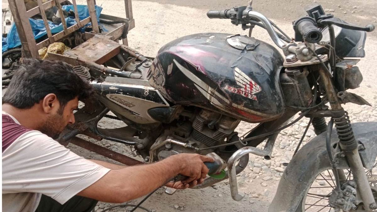 36 illegal jugaad rickshaws destroyed in crackdown