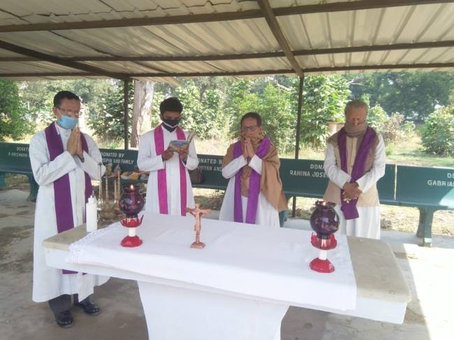 christian community worshipped on all souls day