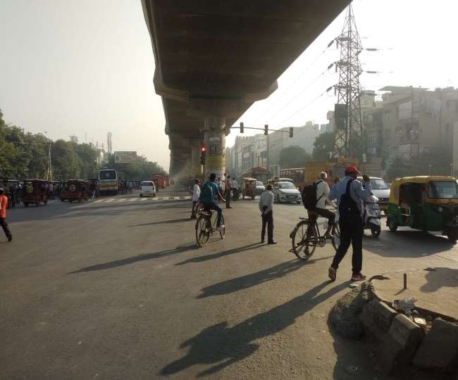चौराहों को सिग्नल व जाम मुक्त करने के लिए बैक टू बैक यू-टर्न व्यवस्था सफलतापूर्वक लागू की जा चुकी है।