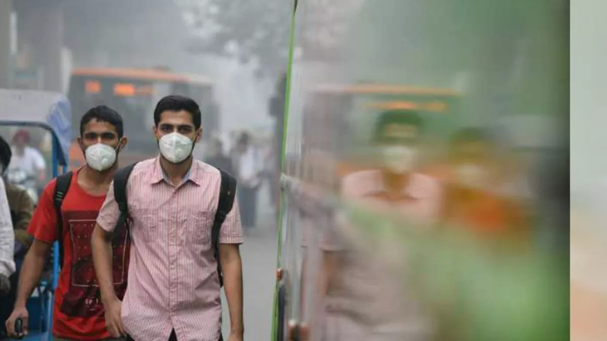 दिल्ली-NCR 'मेडिकल इमरजेंसी' के हालात, जानलेवा प्रदूषण से सीने में संक्रमण के मामले बढ़े; ICU में कई मरीज