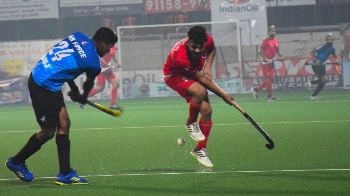 https://www.jagranimages.com/images/newimg/02112022/02_11_2022-hockey_news_23178474.jpg